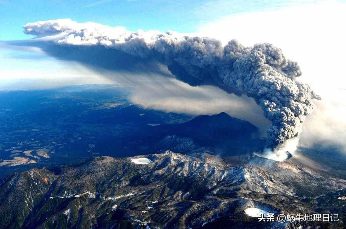 日本富士山喷发最新消息，影响及应对策略