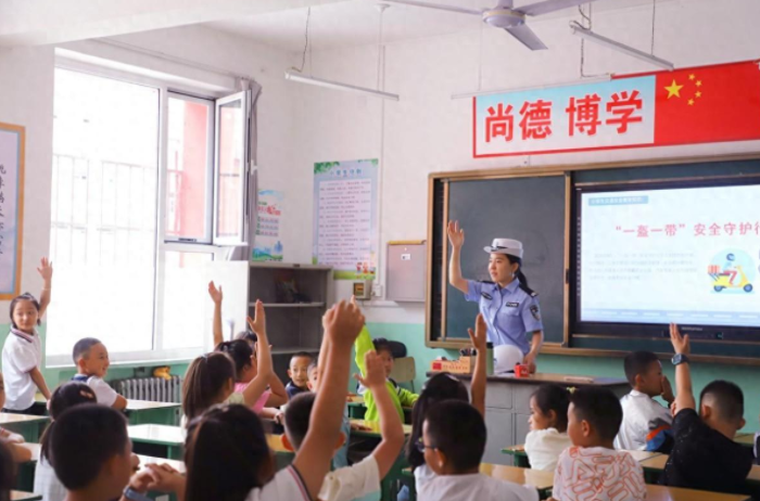 铜官山区小学最新动态报道